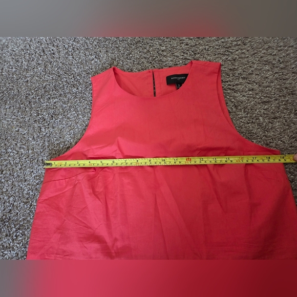 Poplin Shell Tank - Picture 9 of 10